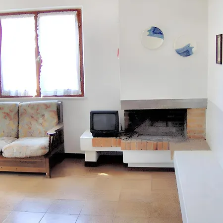 Charming House In + Garden Holiday home